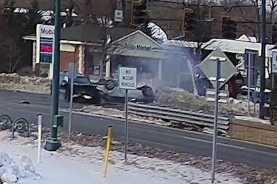 Off-duty police officer with cancer pulls man from burning car after crash