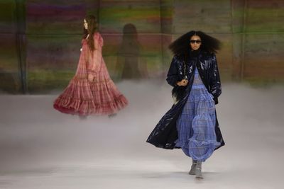 Chloé mixes Nineties grunge with the house’s soft bohemian aesthetic at Paris Fashion Week