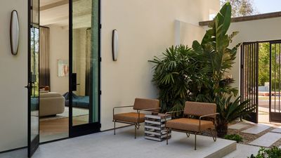 This Patio Color Is the One Experts Told Me They'd Always Pick If You Hate the Idea of Having to Power Wash Your Paving Every Few Months