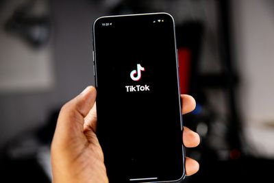 TikTok DMs Aren't Getting End-to-End Encryption, According to New Report