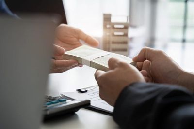 5 Recent Tax Changes That Make Informal Loans Less ‘Informal’ Under IRS Rules