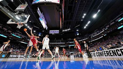 The Price of Winning: College Hoops GMs Talk Budgets, Superstar Costs Ahead of April Transfer Portal