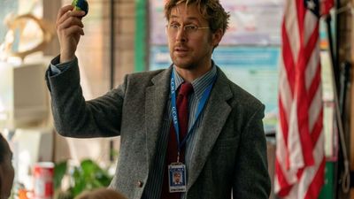 Project Hail Mary director clarifies that "'no green screen' doesn't mean 'no VFX'" and confirms that the sci-fi movie's spaceship was a practical set