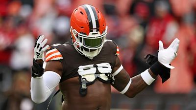Five Best Landing Spots For David Njoku in 2026 Include Eagles, Buccaneers