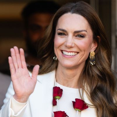 Princess Kate is the Queen of Cream As She Celebrates the Festival of Holi