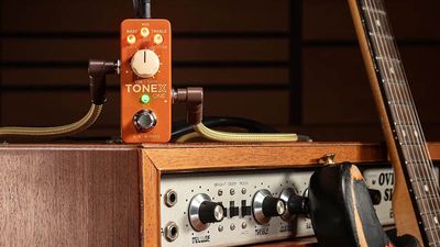 “Six highly collectible amplifiers valued at more than most homes are worth”: Looking for the holy grail tube tones of Joe Bonamassa, John Mayer, Carlos Santana and Robben Ford? IK Multimedia just put $300,000 of Dumble mojo into a Tonex One mini pedal