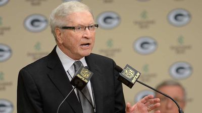 Former Packers President Bob Harlan Dies at Age 89
