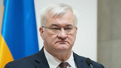 Ukraine accuses Hungary of seizing bank convoy carrying gold, cash and staff