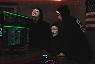 ADL Chief Says Group Monitors Online 'Extremists,' Shares Intelligence With FBI — '40 Analysts Working 24/7'