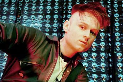 LOOK MUM NO COMPUTER, ‘Eins, Zwei, Drei’ review: Blue Peter meets Berghain