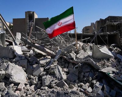 ‘You unbelievable coward’: conservative US media in open warfare over Iran