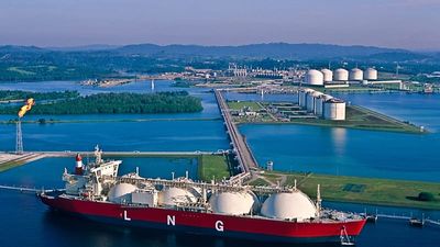 Which EU countries are most exposed to the LNG supply disruption?
