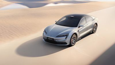 BYD Unveils New EV Battery That Can Charge in Minutes, Hold 625 Miles of Range With a Catch