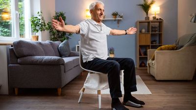 A trainer who specializes in working with seniors shares a “simple and safe” daily workout to improve balance, strength and mobility at home