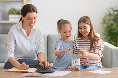 7 Money Lessons Kids Learn from Watching Their Parents Spend