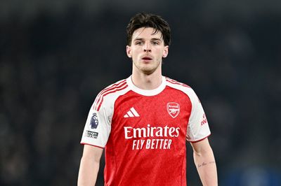 Eight miss Arsenal training before Mansfield as young quartet involved