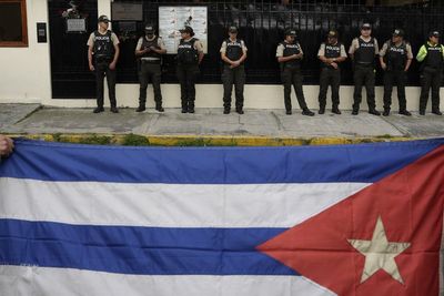 Cuba shuts its Quito embassy as Ecuador expels its diplomats
