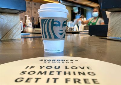Starbucks' Turnaround Gains Traction: SBUX Shares Reflect 'Back to Starbucks' Progress in Early 2026