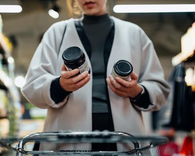 US agency did not perform safety checks of more than 100 food ingredients, analysis finds