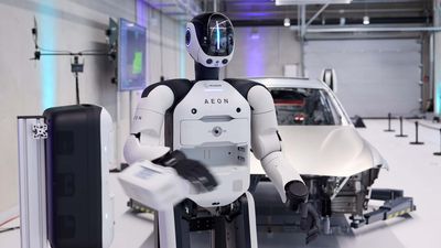 After Using AI In Its Photos, BMW Now Has Robots That'll Likely End Up Build ingMotorcycles