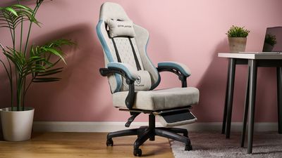 I haven’t sat in a plusher gaming chair than this one – but this affordable GTPlayer model has one drawback