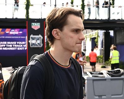 ‘I’m just very sorry’: hometown heartbreak as Oscar Piastri crashes out before Australian Grand Prix begins