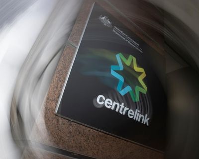 Outsourced call centre sweeps Centrelink customer privacy breaches ‘under the rug’, staff allege