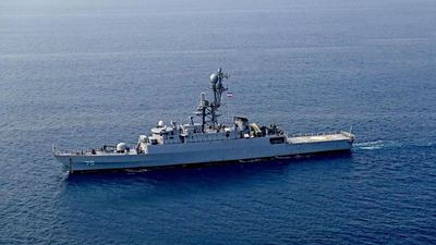 Sailor of sunken Iranian warship phoned dad to tell about US warnings before torpedo attack: Report