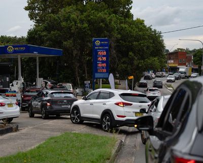 Afternoon Update: ASX wipeout as oil price surges; former MP not guilty of most rape charges; and an entry fee for the Twelve Apostles