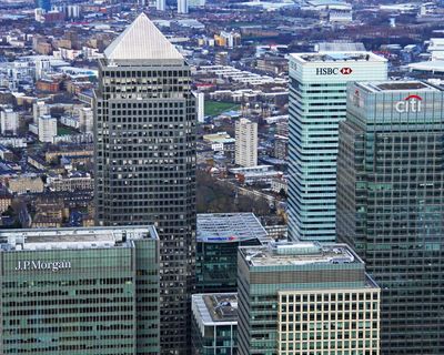 Top US banks weigh suing federal regulator over crypto banking rules