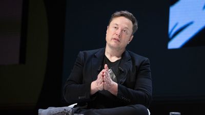 Elon Musk Claims AI Will End Retirement Saving — Expert Says That Advice Is Risky