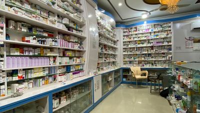 ‘Seems unethical at minimum’: Pharmacist’s choice of accessory leaves customer feeling violated