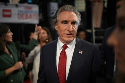 'Venezuelans Are Going to Dedicate a Statue to Trump,' Top U.S. Official Claims After Visit