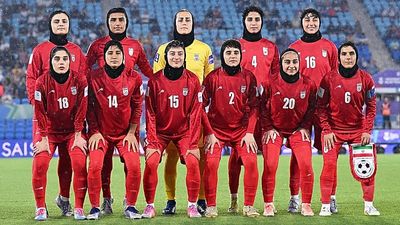 Trump confirms Australia will grant asylum to five Iranian women football players