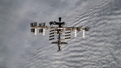 Congress wants the International Space Station to keep flying until 2032. Here's why