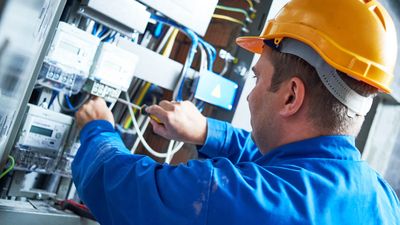 Here Are 6 Jobs That Still Pay $75K With No College Degree — and Where To Find Them