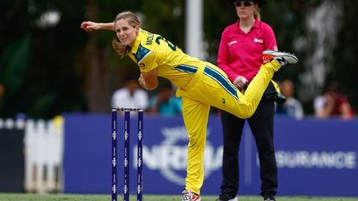 New skipper Molineux back for women's Windies tour