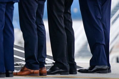 Trump is reportedly gifting $145 dress shoes to his friends and advisers: ‘All the boys have them’