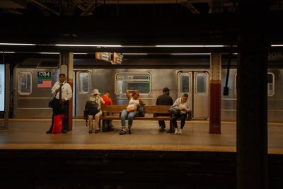 Taking to social media to complain about hot subway rides? You're not alone, study says