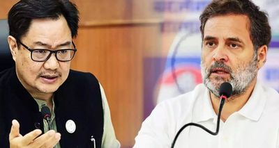 ‘Aankh Maarta Hai’: Rijiju Mocks Rahul; Priyanka Hits Back