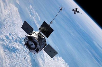 Parts of giant Nasa satellite to crash to Earth, posing low risk