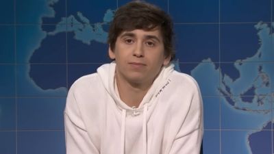 How SNL's Marcello Hernández Met His Girlfriend (Who Is Absolutely Not Sabrina Carpenter)