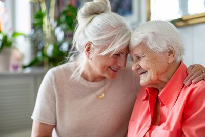 How women can foresee dementia risk 25 years before symptoms show