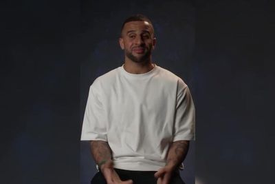 Kyle Walker sends message to England squad after retirement announcement