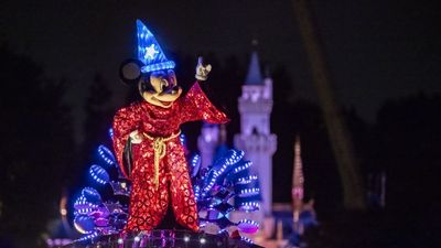 Disney Has Reportedly Found Its New Theme Park Head, But Now I Need To Know Who's Filling That Guy's Old Job