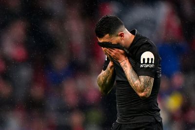 Tottenham lose their balance, the ball and all remaining dignity in abject defeat to Atletico