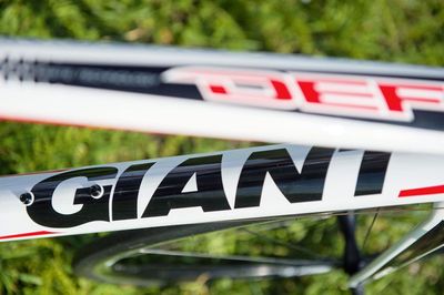 Giant CEO meets with US customs officials in an attempt to have import ban removed