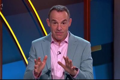 Martin Lewis warns millions to act now over £700 car finance compensation