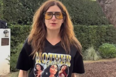 Kathryn Hahn Cast as Mother Gothel in Disney's 'Tangled' Live-Action, Confirms Role With Instagram Bio Update