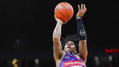 Kings edge Wildcats to take 1-0 lead in NBL semis